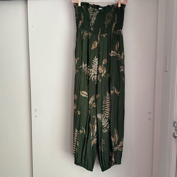 By Anthropologie Printed Balloon Leg Jumpsuit Size Large Olive Green Leaf Boho - Picture 5 of 5